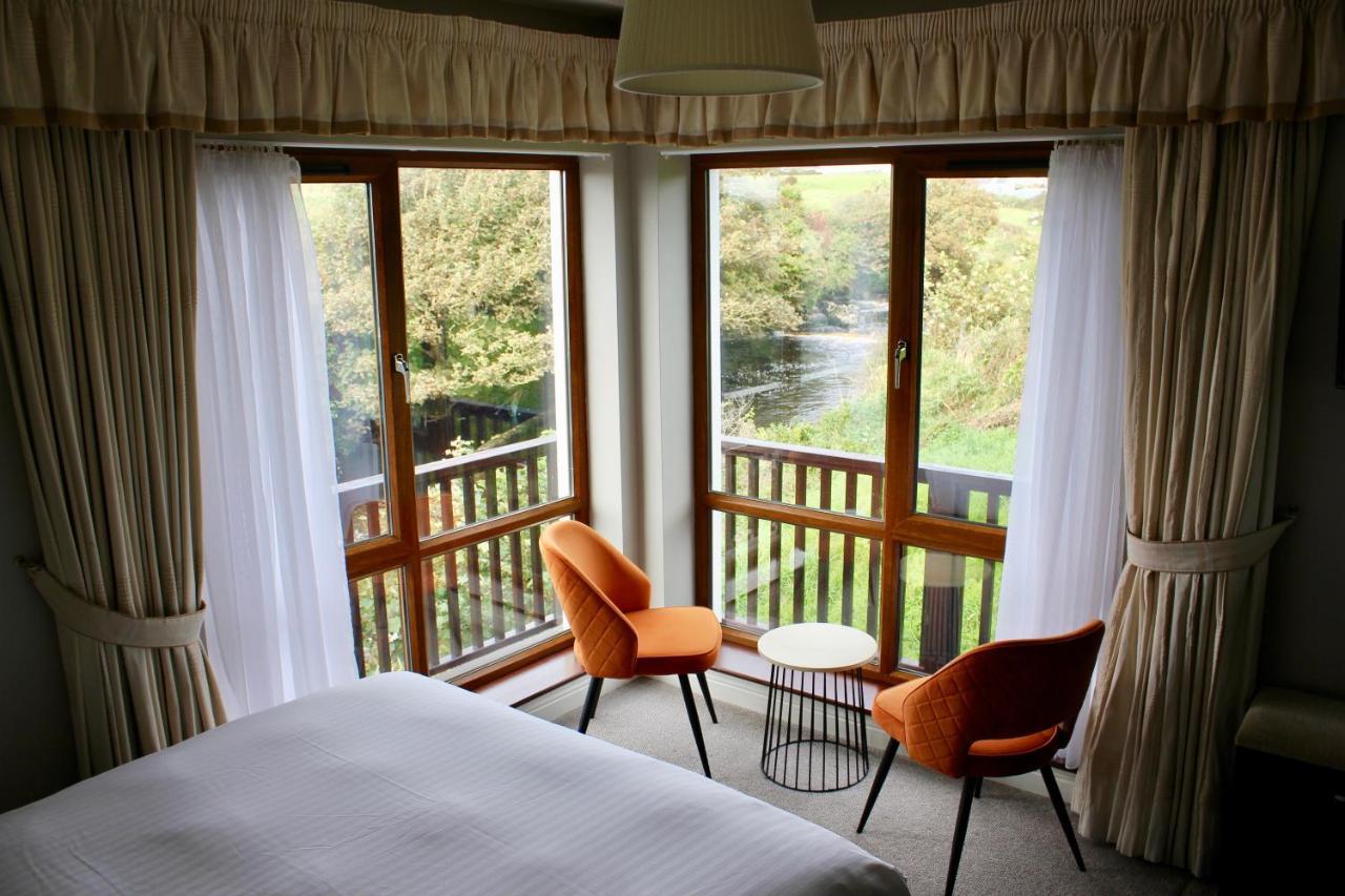 Riverbank Rooms Doolin Bagian luar foto